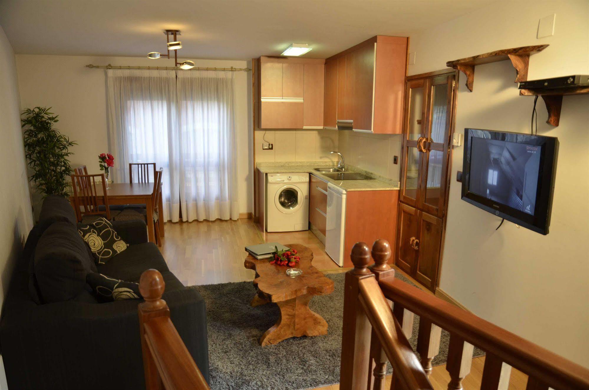 Apartamentos Spa Cantabria Infinita Cillorigo de Liebana Bagian luar foto